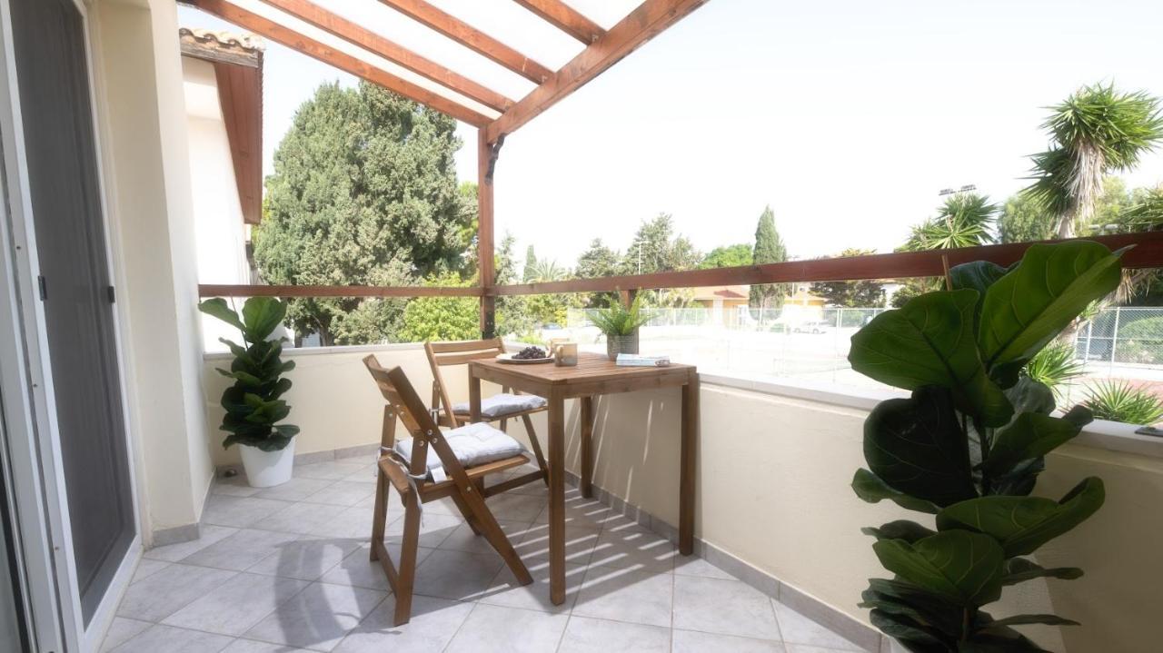 Beautiful Apartment In Harbour Paphos, Central & Close To Beach Екстер'єр фото